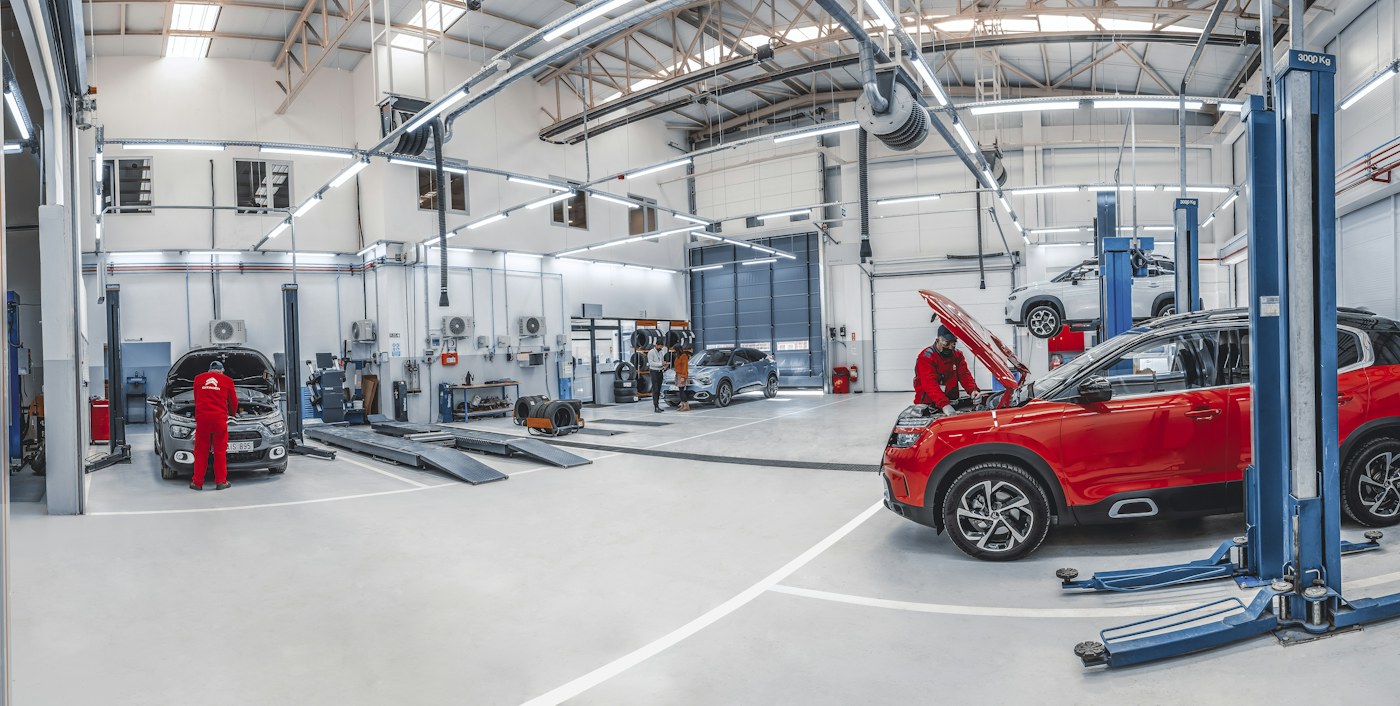Auto glass & upholstery — illustrative industry photography